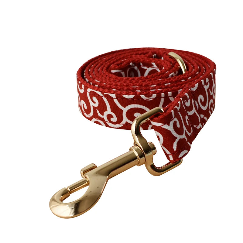 Collier et laisse personnalisés pour chien – nœud gravé