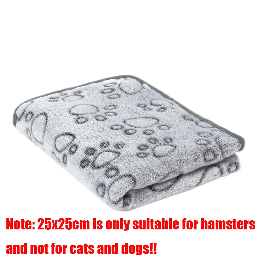 Plaid moelleux motif empreintes pour chien et chat
