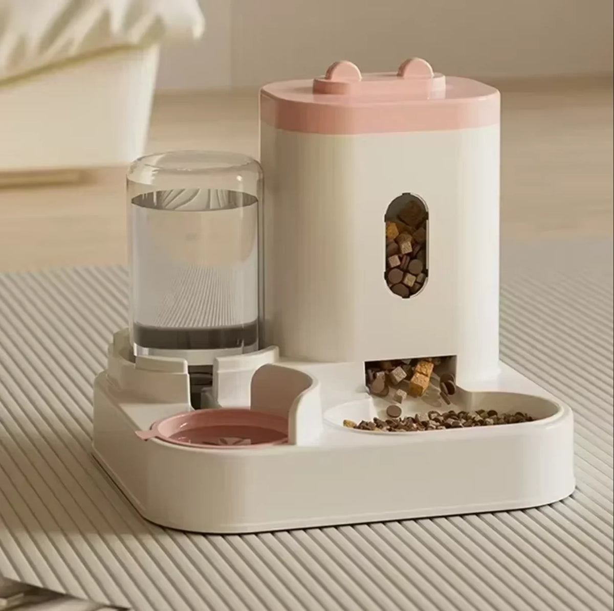 Gamelle automatique avec fontaine à eau intégrée