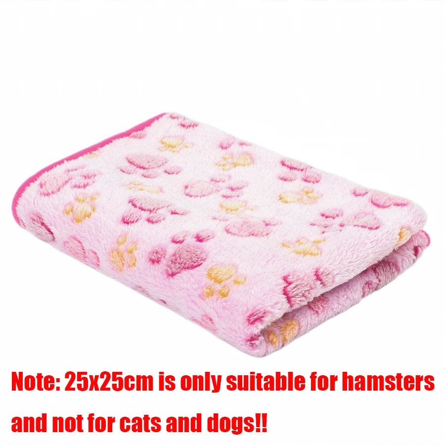 Plaid moelleux motif empreintes pour chien et chat