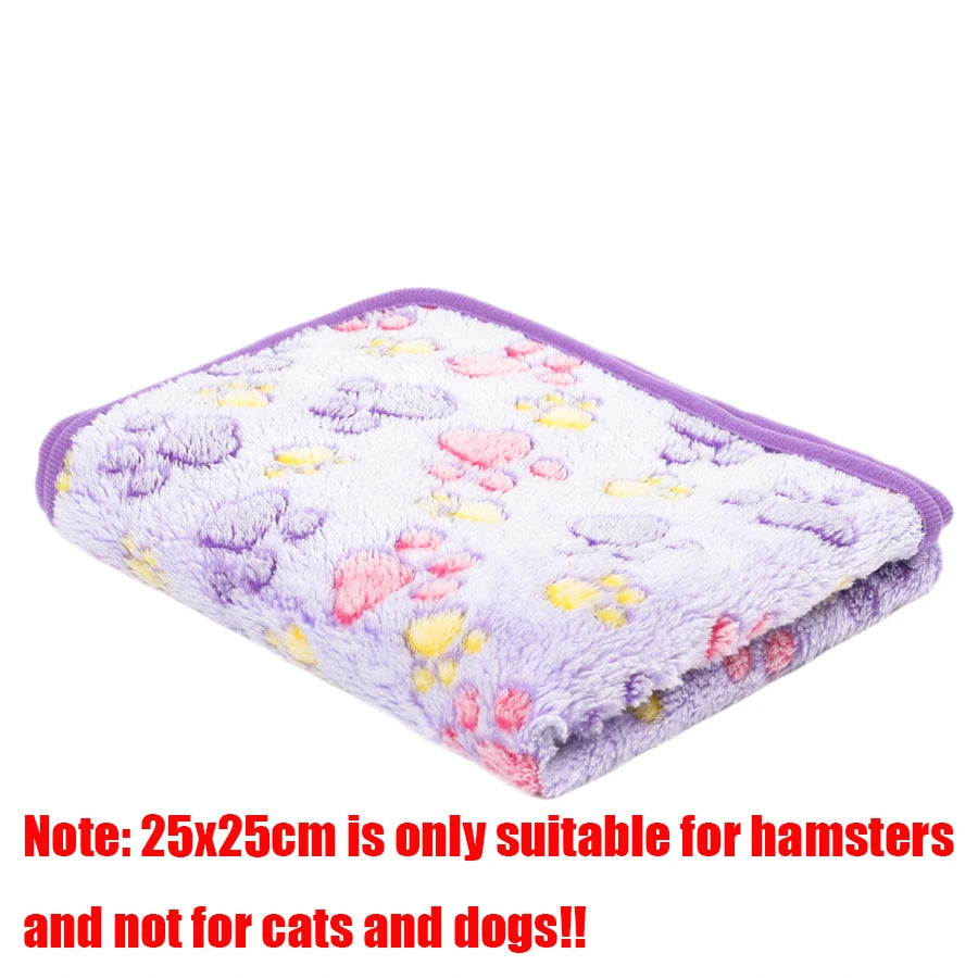 Plaid moelleux motif empreintes pour chien et chat